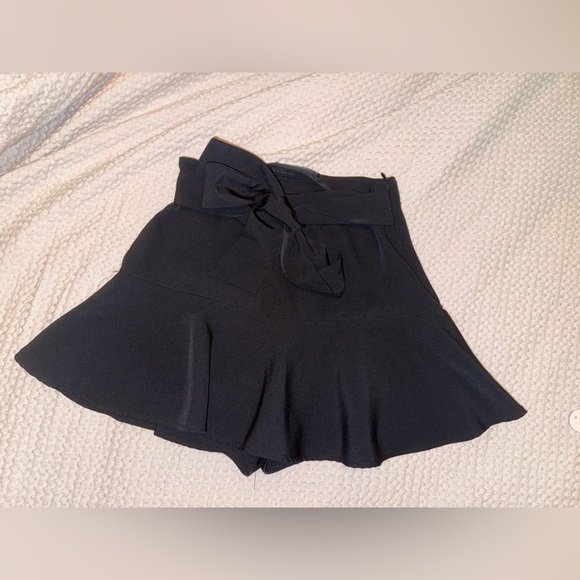 Zara Black Mini Skirt - Picture 1 of 3
